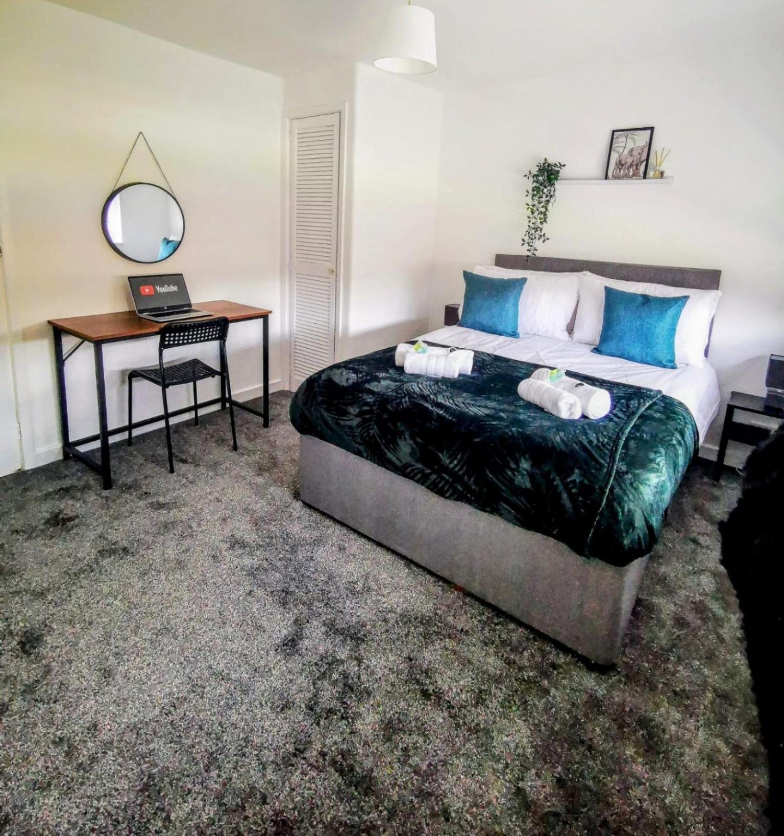 No 7 - Bright, Spacious 3 Bed Home With Parking & Wifi Huyton Extérieur photo