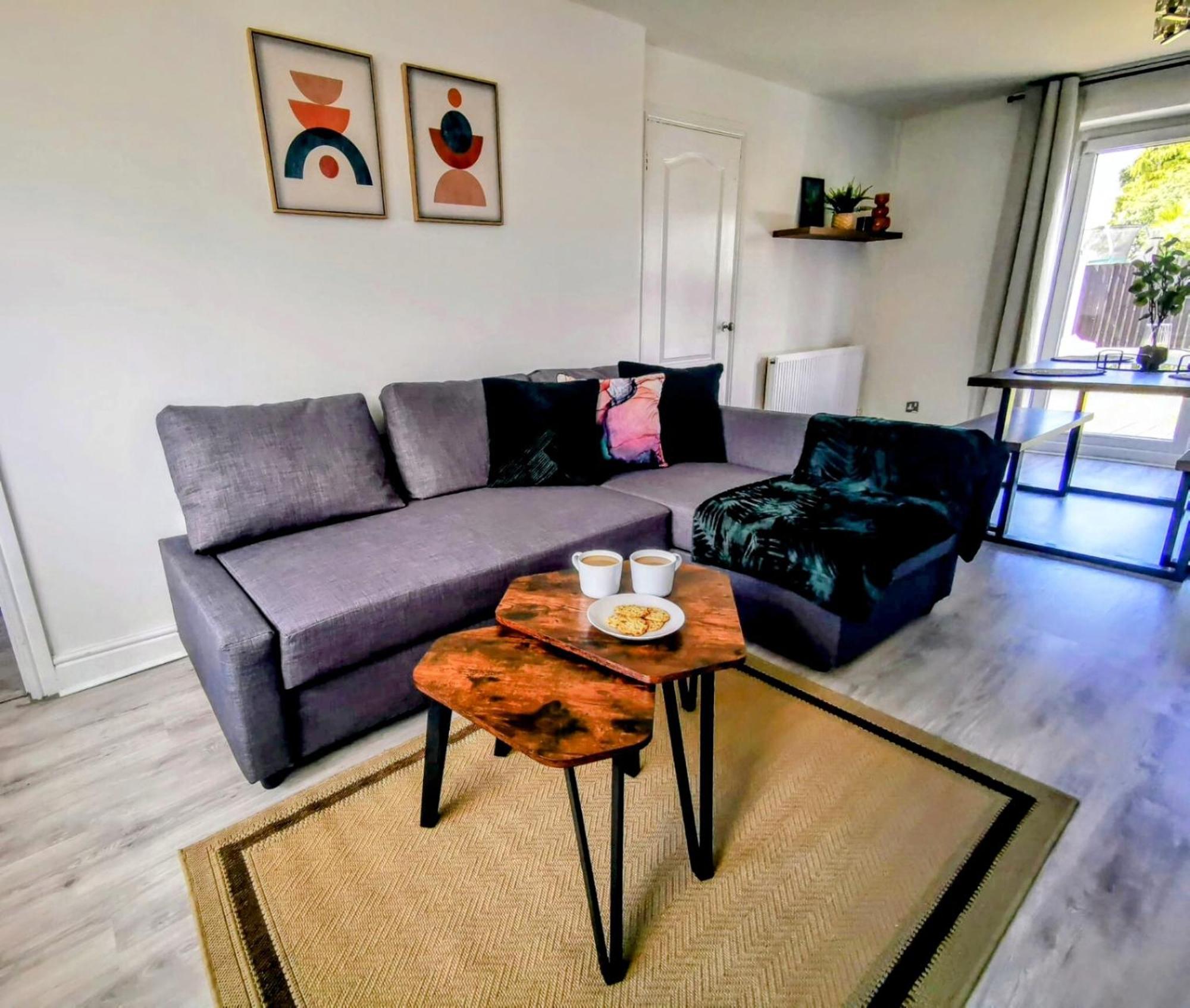 No 7 - Bright, Spacious 3 Bed Home With Parking & Wifi Huyton Extérieur photo